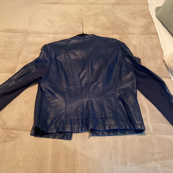 Beautiful royal blue jacket… size large - perfect condition… - Picture 2 of 4